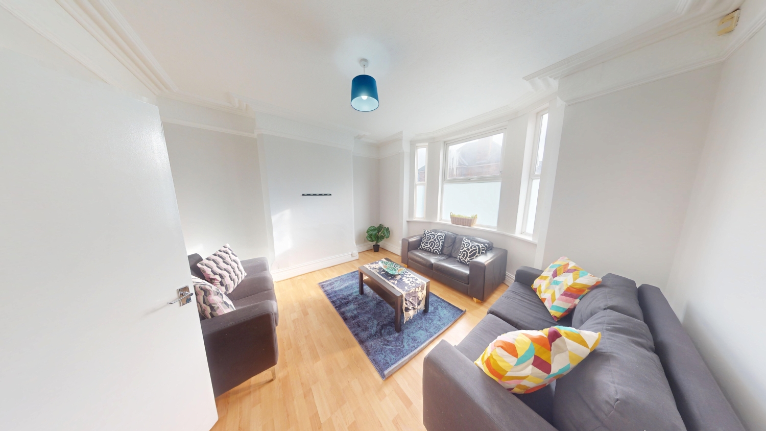 101 Foxhall Road, Nottingham, NG7 6LJ